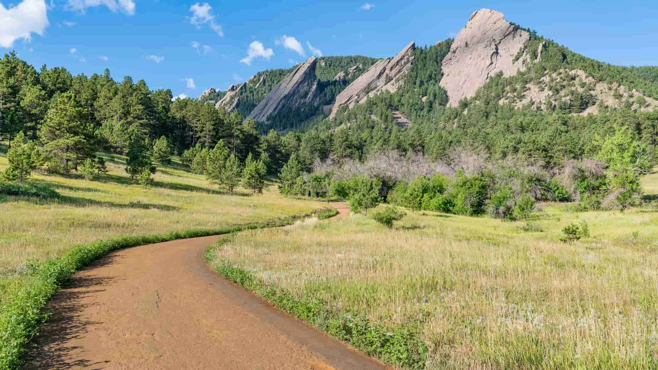 6 of the best things to do with kids in Boulder Colorado Walking through the flatirons